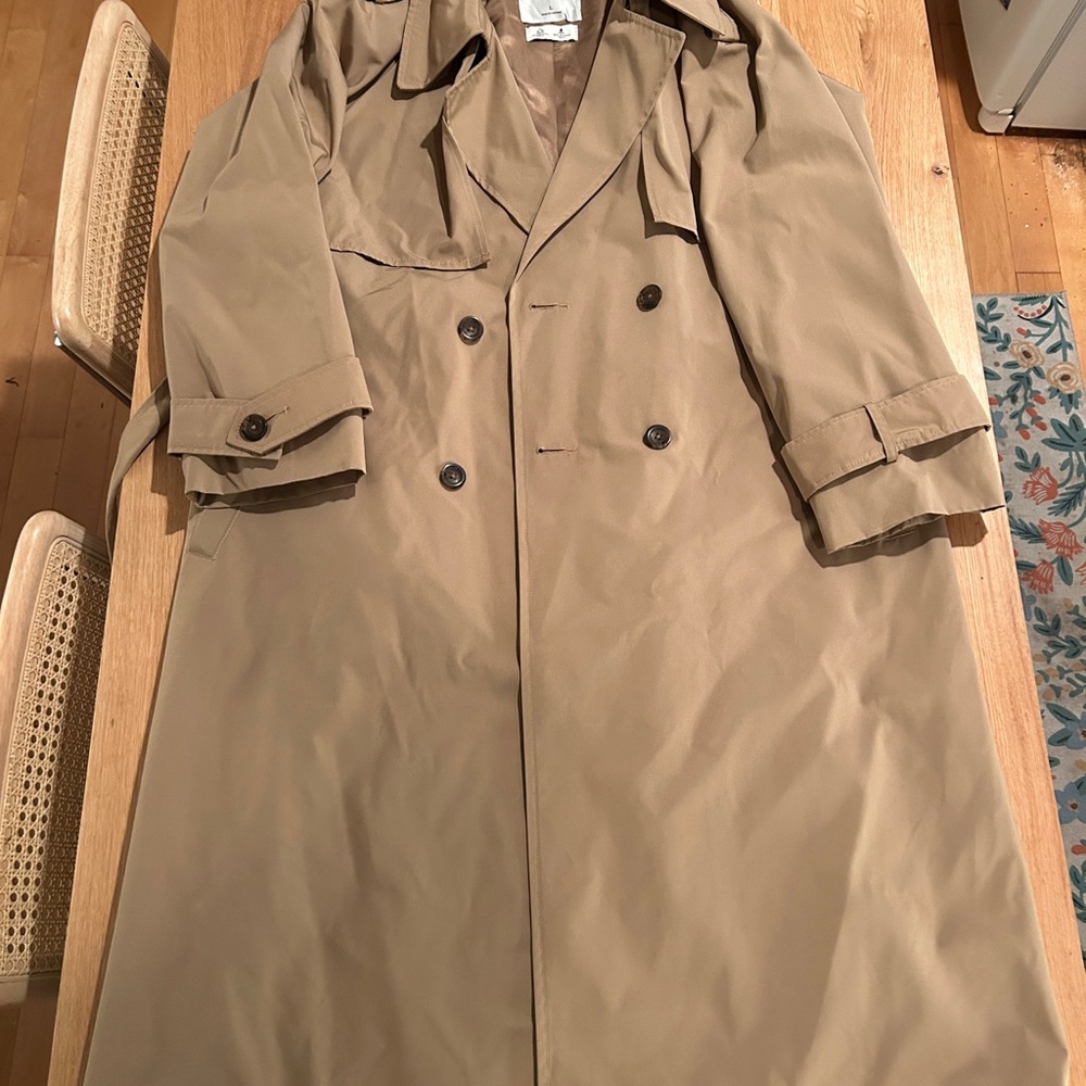 Abercrombie & Fitch Women’s Tan Trench Coat